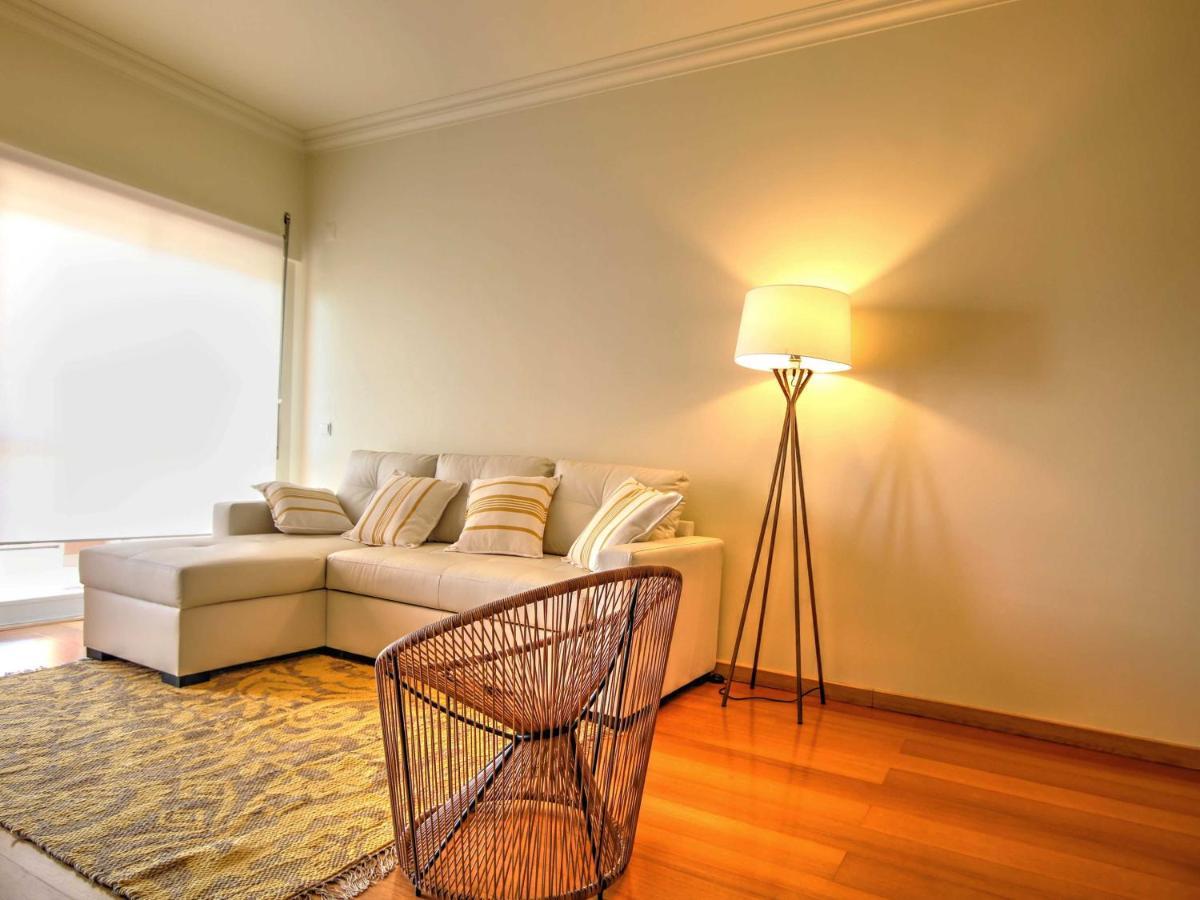 شقة Balcony With View, Private Garage, An Elevator سيتوبال المظهر الخارجي الصورة