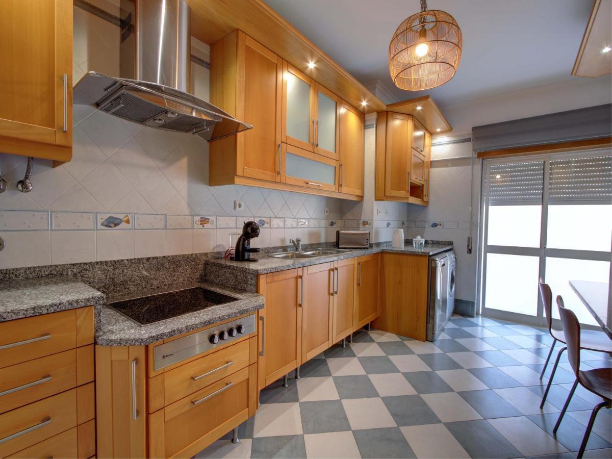 شقة Balcony With View, Private Garage, An Elevator سيتوبال المظهر الخارجي الصورة